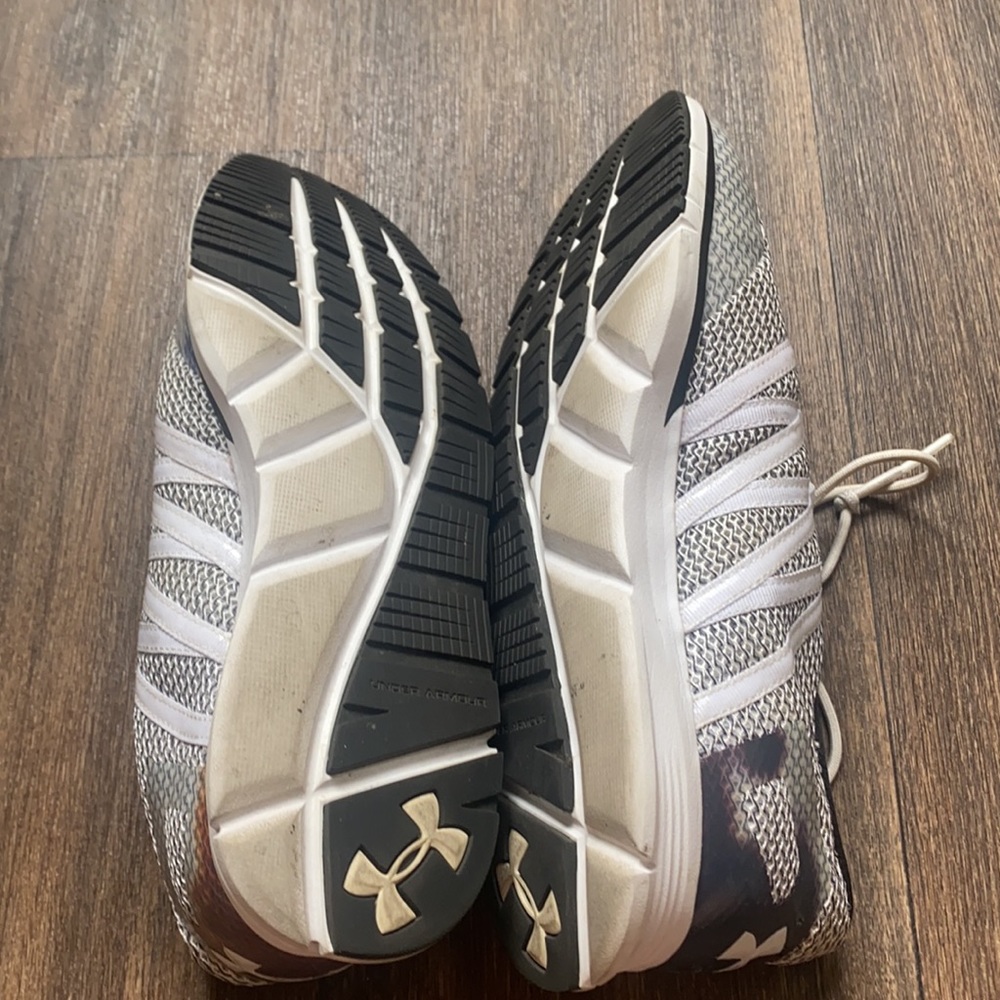 under armour tennis shoes